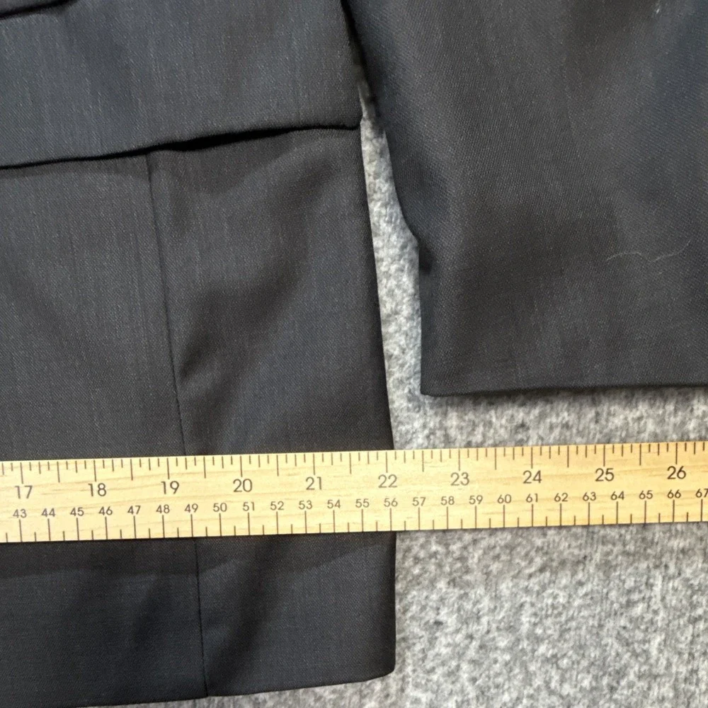 EGARA Black Slim Fit 2pc Worsted Wool Suit Made in Italy 39R/39W